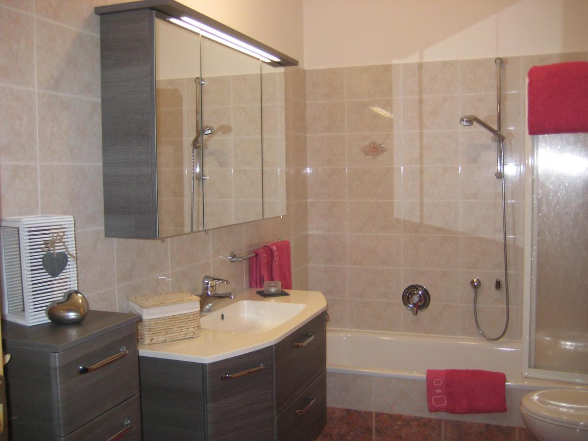 Residence Wiesenheim Тродена Екстериор снимка